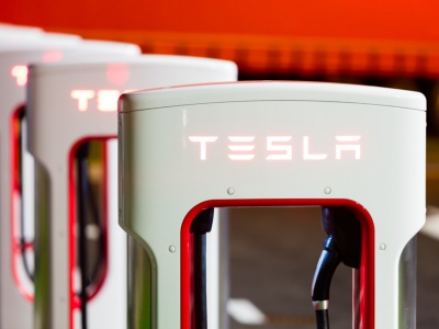 Sieť nabíjacích staníc Tesla Supercharger neobišla ani Slovensko